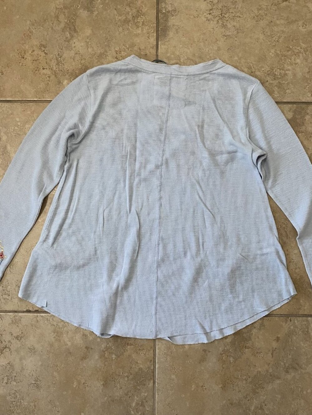 NWT Caite Greer Top Embroidered Floral Split Neck Knit Oxford Blue S Small Kyla - Picture 15 of 16